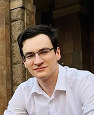 Dmitry Sokolov 氏